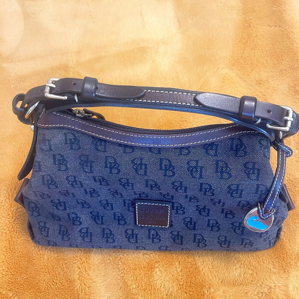 Dooney and Bourke handbag/shoulder bag monogram canvas - Picture 1 of 14